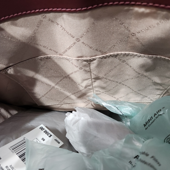 Michael Kors Maple Large NS Signature Tote. NWT - Picture 10 of 12